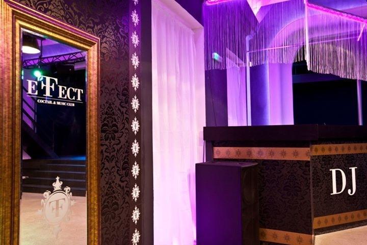 Hotel U Cerneho Orla Kostelec nad Černými Lesy Екстериор снимка