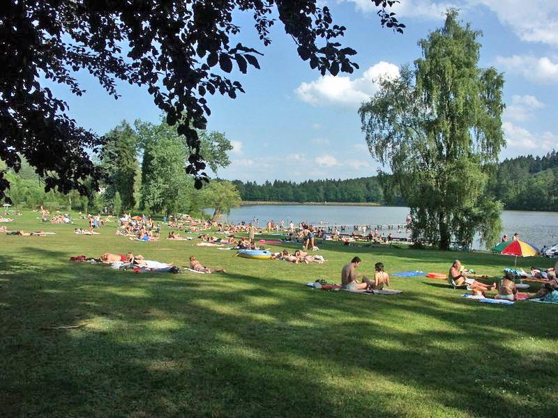 Hotel U Cerneho Orla Kostelec nad Černými Lesy Екстериор снимка